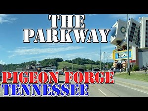 Parkway North - Pigeon Forge - Tennessee - 4K Street Drive