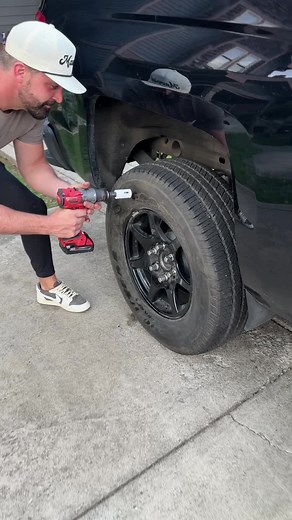 Will it wheel?! 😬 #lifehack #invention #diy #diwhy #willitwheel