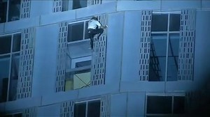 Frenchman Alain Robert took just 70 minutes to climb Dubai's 75-story Cayan Tower using just chalk and sticky tape on his fingertips http://nbcnews.to/1O6k4Hk | NBC News World