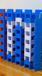 a super satisfying domino screenlink built with my neon H5 Domino Creations sets!! made in collaboration with all these talented people :) Anton, RadicalReactions99, @elenaandclarashow, @kellymarietran, @wdominocreations #H5dominocommunity #H5dominocreations #dominoes #screenlink #chainreaction #dominoart #dominoartist #dominoesfalling #satisfying #SpinMaster #SpinMasterGames | Hevesh5