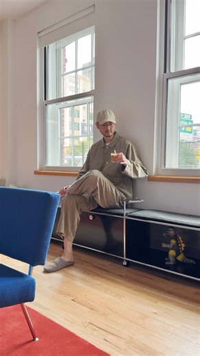 Aden Wang on Instagram: "Love this modification! All you need is: • custom felt seat pad for usm from @feltd.shop • usm reinforcing cross bar to hold more weight. ordered from @renewfinds • custom parts @usmmodularfurniture #usmhaller #usmmodularfurniture #cabinet #diy #homestyle #homeliving #apartmentliving"