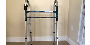 Best Walker After Knee Replacement Surgery (5 Options I Like)