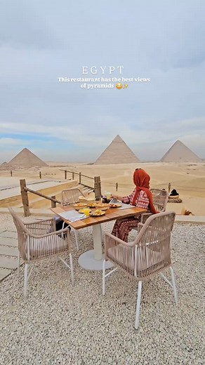 𝐇IRA - Dubai | Travel & Fashion creator on Instagram: "The best view in Egypt ✨️✨️ 9 pyramids lounge has the most beautiful views of pyramids in whole Cairo! You can come here for breakfast or lunch. The restaurant starts serving around 9am, and this is the best way to start the tour of Giza Pyramids. Prior reservation is a must! We loved the Western Breakfast here , you can also choose different options in the menu. Enter from the sphinx gate, which is nearest from the restaurant. #egypt #pyra