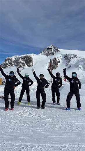 Enjoy Fun Ski Lessons with Our Instructors!