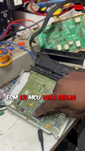 auto Kite - ECM Repair Expert Chennai on Instagram: "Skoda ECM repair, Skoda ECU repair service, Skoda engine control module repair, Skoda car ECM repair Chennai, Skoda ECU programming, Skoda ECM fault repair, Skoda ECM specialist, Skoda electronic control module repair, Skoda ECU repair near me, Skoda car electronics repair 📲Contact Us : 8438201044 #skodaclub #skoda #CarECMRepair #AutoElectronics #mechaniclife"