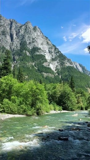 Peaceful Peaks | Wispy Clouds | Snoqualmie River | Washington State #nature #mountains #river