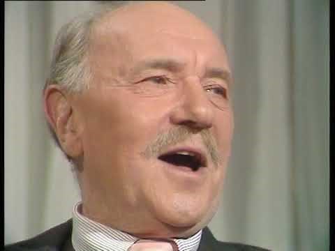 Ralph Richardson interviewed by Russel Harty (1973)
