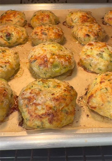 Baked Iraqi Chicken Aruk Recipe — Crispy Baharat Patties