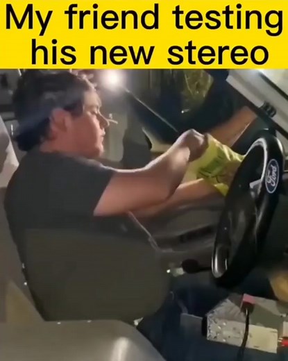 Them chips though! Lol #bumpingit #stereosystem #Big5Electronics #CarAudio #basshead #Carstereo