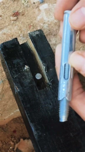 Tool to help insert nails into gaps #shorts