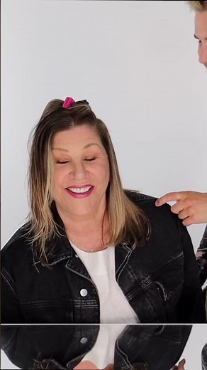 THIS is how I get my moms hair frizz-free and perfect to last these humid summer days ‪@XMONDOHair‬ 💕