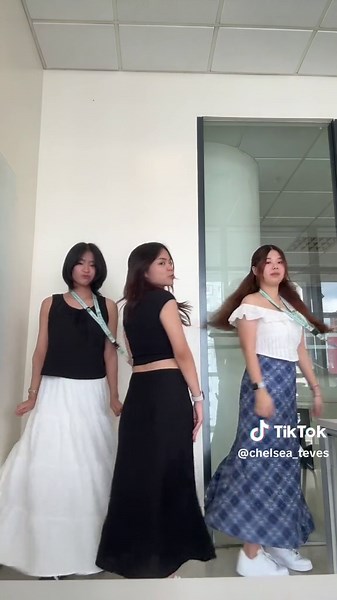 Skirts Outfit Ideas for Students on TikTok