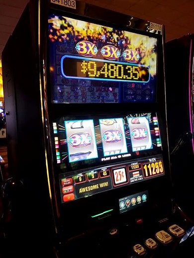 Big Win on the Gems Slot Machine - 25 cents Denomination, 9 lines!