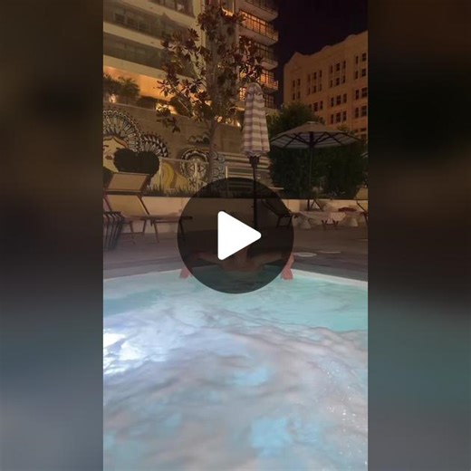 #gay #fypage #boysloveboys #twitter @Val definitely not gay 😅