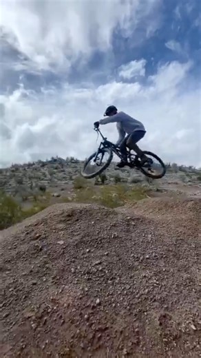 The trails in Kingman are hidden gems. Stunning landscapes and breathtaking views are right in our backyard! 🤩 Check out the White Cliffs Trail system and Monolith Garden Trail for amazing mountain biking opportunities. THANK YOU @_scottvision_ for these sick videos!!! | Kingman Visitor Center