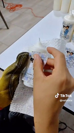 Crea Recuerdos Únicos para Tu Boda con Velas Personalizadas