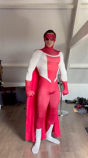 Invincible Cosplay Review #anime #game #fpy #invincible #costume #cosplay #cosplayer