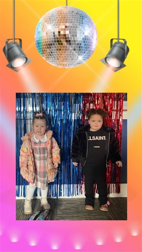 🌈 Colours of the Rainbow Week 🌈 Last week our Top Hat Tots class was bursting with colour and excitement! We played catch with bright, colourful balls, shouting out each colour as we threw and caught — such a fun way to learn through play. Our little ones absolutely loved wearing our beautiful green wings, fluttering around the room and pretending to be birds 🕊️ It was magical to watch their imaginations take flight! From parachute to story time and so much more, the session was packed with l