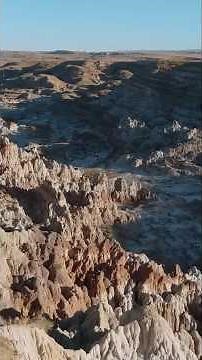 Hell's Half Acre: Wyoming's Alien Landscape Revealed!
