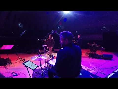 Wine Glass - Leddra Chapman - Birmingham town Hall - 2025