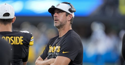 Steelers Make Roster Decision in Aaron Rodgers’ First Season With NFL Team