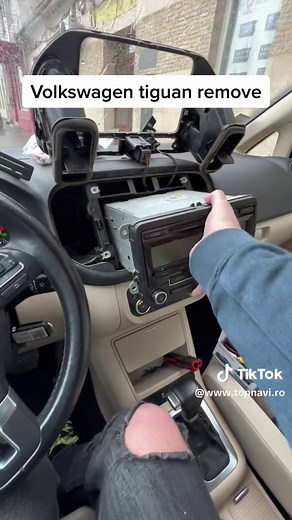 Volkswagen Tiguan Radio Removal and Navigation System Upgrade