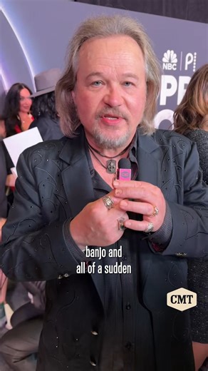 Travis Tritt's Grand Ole Opry debut night was one for the books 😯 #Opry100 | CMT