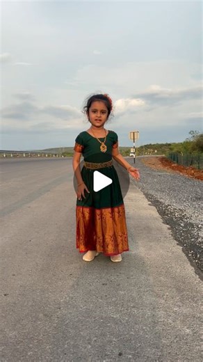 Swecha Swecha on Instagram: "Nagali dunneti bangaru bava…..dj Telugu folk song"