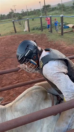 Tour Balahalls from cia ps | RODEO Channel