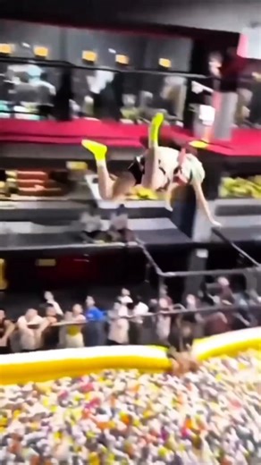 Yash Mangla on Instagram: "New 3 TH FEBRIC 3 Patti Lower Available On Tanny Palwal Wholsale Work Only =8685889855 #trendingreels #tanny #viralvideos"