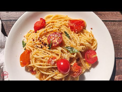 Easy & Quick Spaghetti in Cherry Tomato Sauce