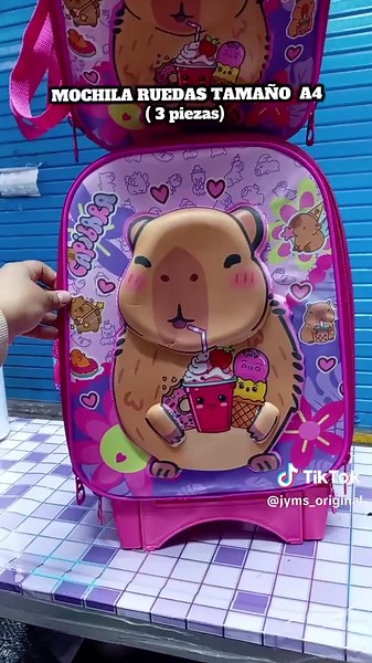 Mochilas de Capibara con Ruedas A4 - Tres Piezas Disponibles