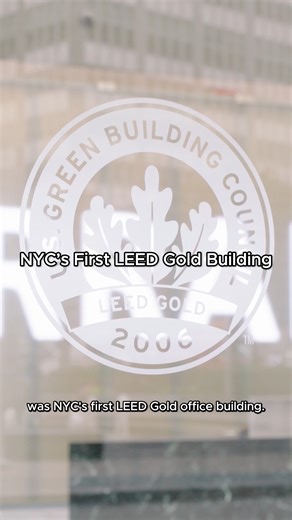 7 World Trade Center, NYC’s first LEED Gold office building, set the bar for energy efficiency and sustainability after 9/11. #LEED (Leadership in Energy and Environmental Design) certification recognizes buildings that meet the highest standards in energy-saving, environmental impact, and sustainability. Today, every tower on the WTC campus proudly carries LEED Gold certification. 🌍🏙️ | World Trade Center