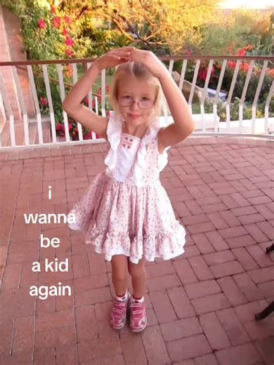 I don't wanna grow up.. #childhood #cute #takemeback #crying #fyp