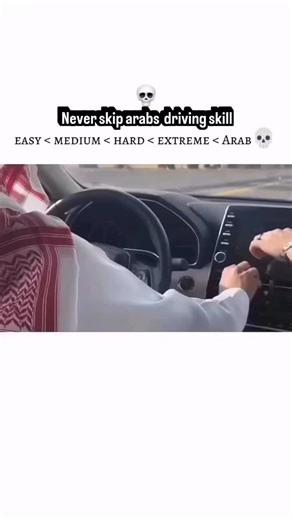 Cuties_cub on Instagram: "在日本，研究人员正利用智能人行道将日常活动转化为清洁能源⚡。这些道路内嵌特殊的压电材料，可以从行人的脚步中收集动能。当人们行走、奔跑或跳跃时，路面会轻微变形，从而产生机械压力。压电晶体将这种压力转化为电能🔋。 这些能量可用于照亮路灯、为公共显示屏供电，甚至监测行人流量。这种技术不仅减少了能源浪费，还展示了未来城市的无限可能🌍。 在东京、京都等城市的试验区，人们的每一步都在为绿色地球贡献力量💚。科技让生活更环保，也让每一个脚步更有意义✨ #日本 #科技 #创新 #可持续 #绿色能源 #未来城市 #环保 #知识 #事实 #推荐 #你知道吗 #技术 #实验 #热门🌟日本利用压电瓷砖将脚步转化为电能"