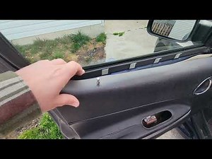 2008 Chevrolet HHR driver side, interior door handle replacement.