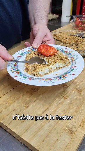 Un dessert à base de cheveux d'ange la fois croustillant et crémeux ! Découvre comment préparer un délicieux Muhallebi Kadayif ! Une recette simple et gourmande à tester absolument ! #dessert #faitmaison #recettesimple #recettesfacile #recetterapide #food #instafood #patisseriekiltac #pourtoi #fyp | Pâtisserie Kiltac