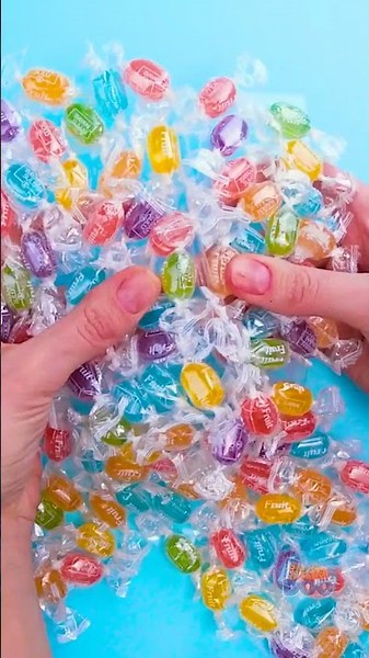 🌈 Create a Colorful Candy Treasure Bag for Every Celebration! 🎉✨ #Shorts