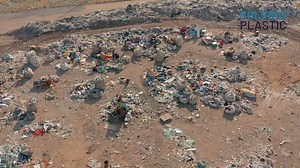 How can we use design to creatively re-imagine our world without single-use plastic? In many cases, it's just a matter of thinking outside of the bottle. Learn more about Solving Plastic: https://www.storyofstuff.org/solving-plastic/ | The Story of Stuff Project