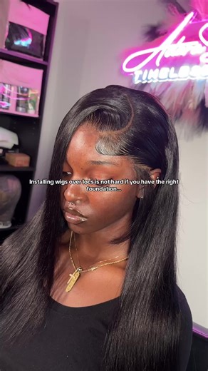 It’s not impossible, it’s technique. If you can braid, you can braid over locs. You just need to learn how to anchor properly and create a flat base. Stop saying it’s hard it’s not. You just haven’t learned how yet. November bookings are open and filling quickly, limited spots available. Click the 🔗 in my bio to secure your appointment. #charlottehairstylist #raleighhairstylist #fyp #charlottewigs #raleighwigs