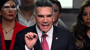 Session leads to brawl between lawmakers in Mexico