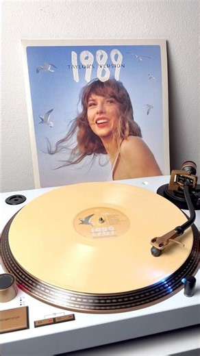 Taylor Swift - Style | 1989 (Taylor’s Version) | Tangerine Vinyl 😎🧡✨ #vinyl #shorts