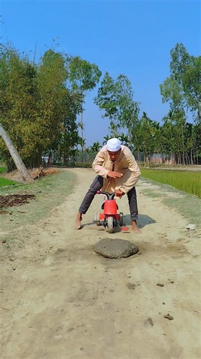 Little cycle cleaning the dirty