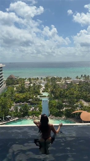 Now that’s what I call a view🏝️ #mexico #travel #travelblogger #shorts #shortvideo #love