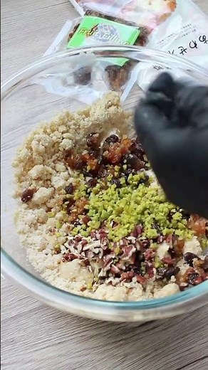 【簡単】スパイス香るシュトーレン風クッキー | 小麦粉・卵・乳製品不使用