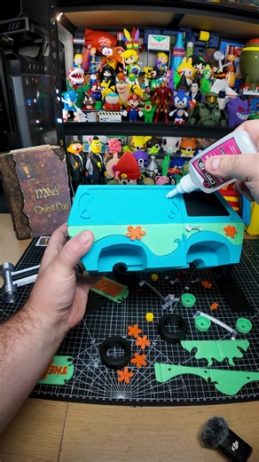 3D Printer World on Instagram: "3D Printed Mystery Machine – Scooby-Doo 🚌🐾 Zoinks! The iconic Mystery Machine is now a full 3D print! From the flower decals to the retro color scheme, this build brings pure nostalgia straight off your printer. Perfect for collectors, fans, and anyone who grew up solving mysteries with the gang 👀 Should I print Scooby and Shaggy next? 👇 #3dprinting #3dprint #3dprinted #mysterymachine #scoobydoo #scoobydoofan #cartooncars #nostalgicvibes #3dprintedtoys #collec