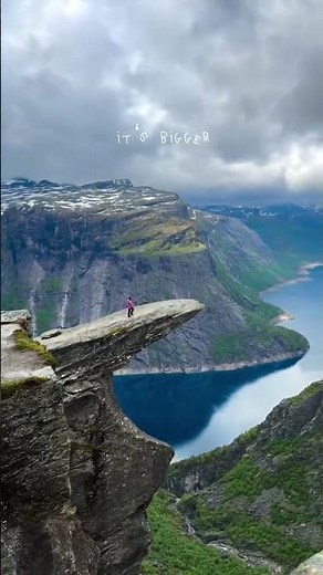 🇳🇴 Trolltunga (The Troll’s Tongue), Norways