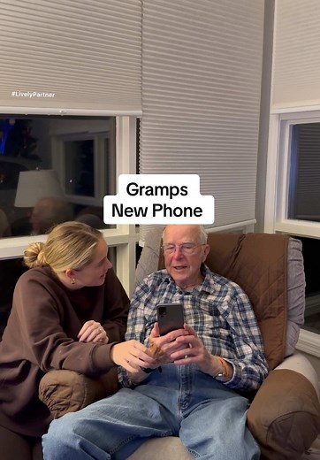 Jitterbug Smart4 Review for Seniors and Caregivers
