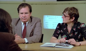 COMÉDIES FRANÇAISES ANNÉES 80 - Les Sous-Doués (1980) : Je fais de l'hypoglycémie Critique : http://lemondedesavengers.fr/hors-serie/cinema/comedies-francaises-80/les-sous-doues Discussion forum : http://lemondedesavengers.fr/forum/viewforum.php?f=25 | Le Monde des Avengers