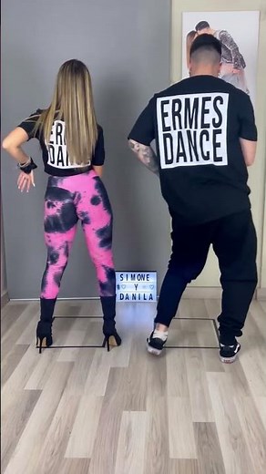 Bachata Tutorial / Square Step - Simone y Danila Bachata